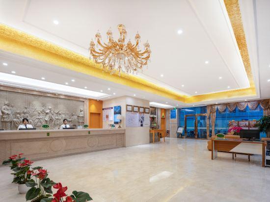Vienna 3 Best Hotel (Guangzhou Xintang Shacun Metro Station) 11/58