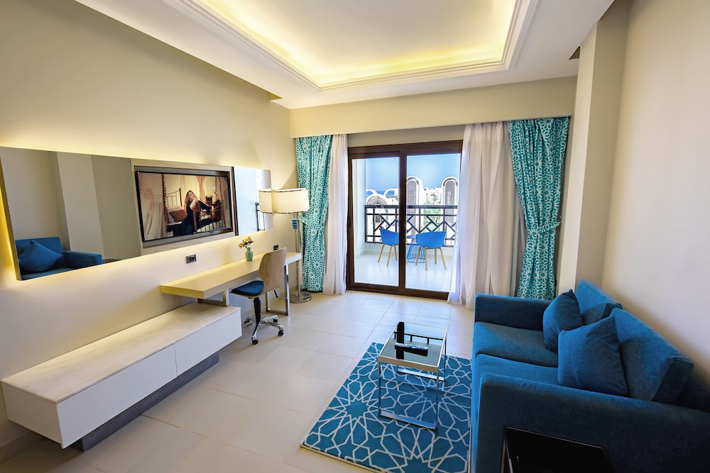 Gravity Hotel & Aqua Park Sahl Hasheesh 7/42