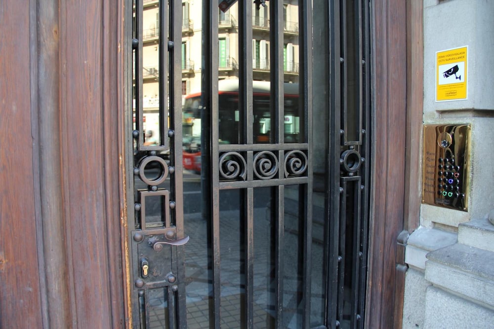 Alternative Creative Youth Hostel Barcelona 14/50