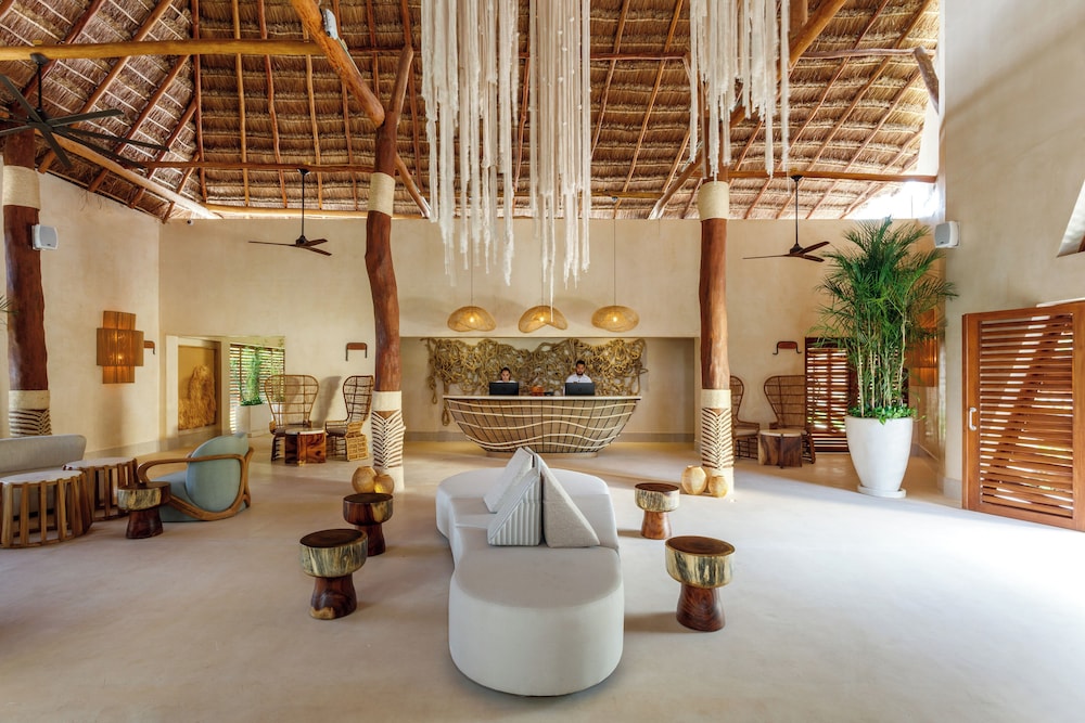 Hotel Shibari Tulum Restaurant and Cenote Club 32/50