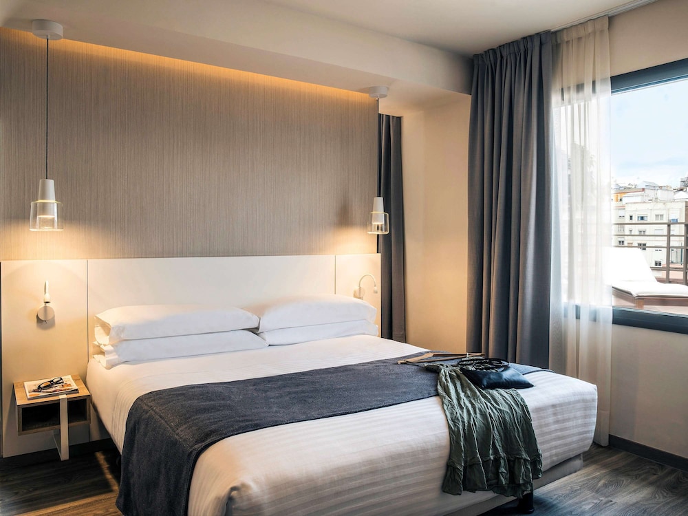 Mercure Barcelona Condor 13/75