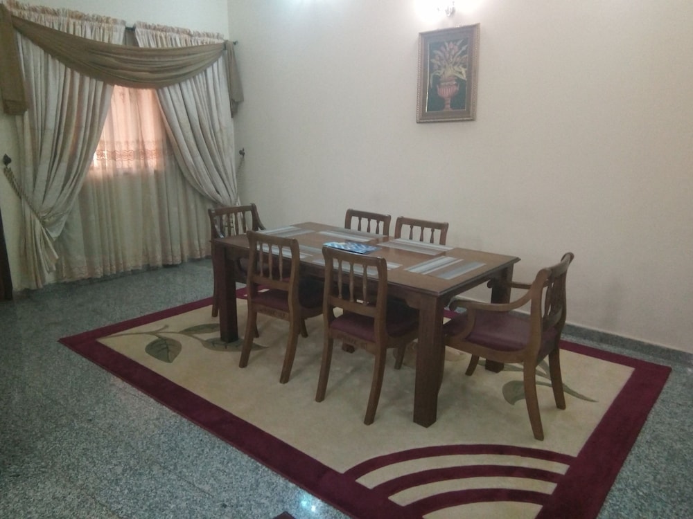 Asaa Pyramid Hotel 15/19