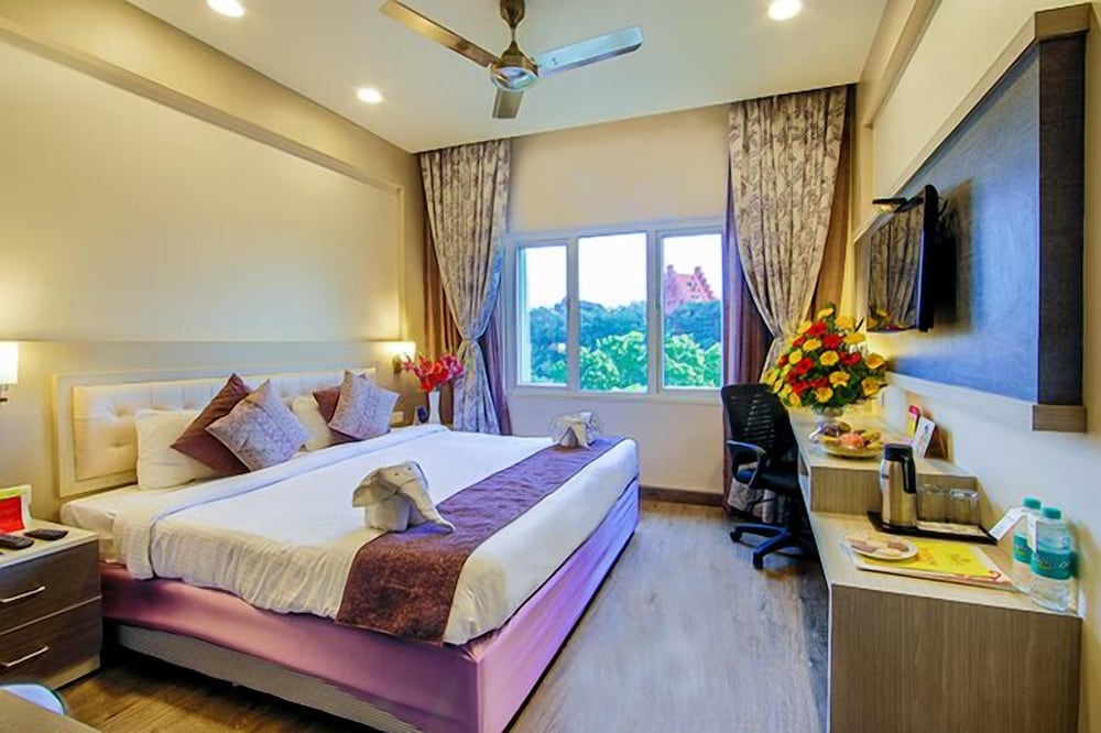 Tara Comfort Hotel Ramoji Film City 6/33