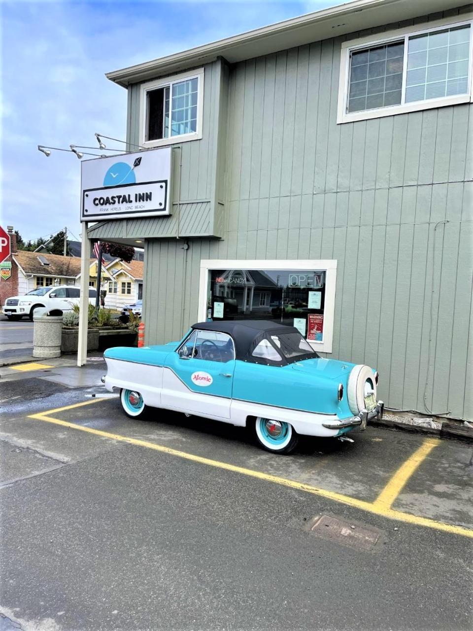 Coastal Inn & Suites 34/50