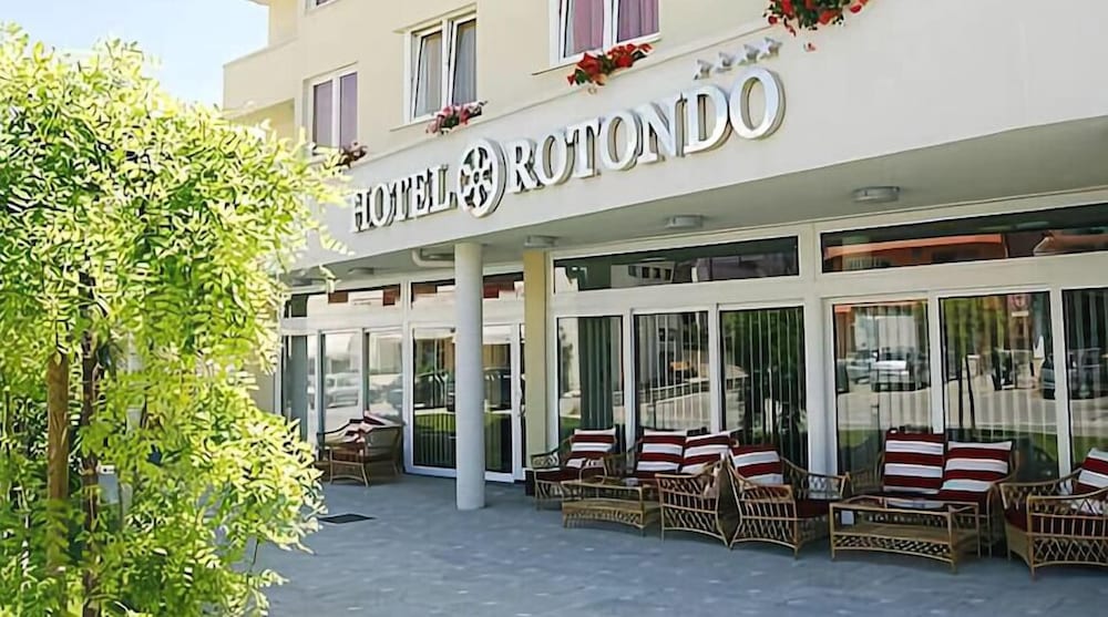 Hotel Rotondo 5/35
