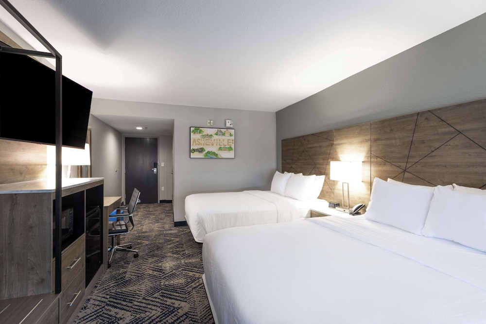SUITE, 2 QUEEN BEDS