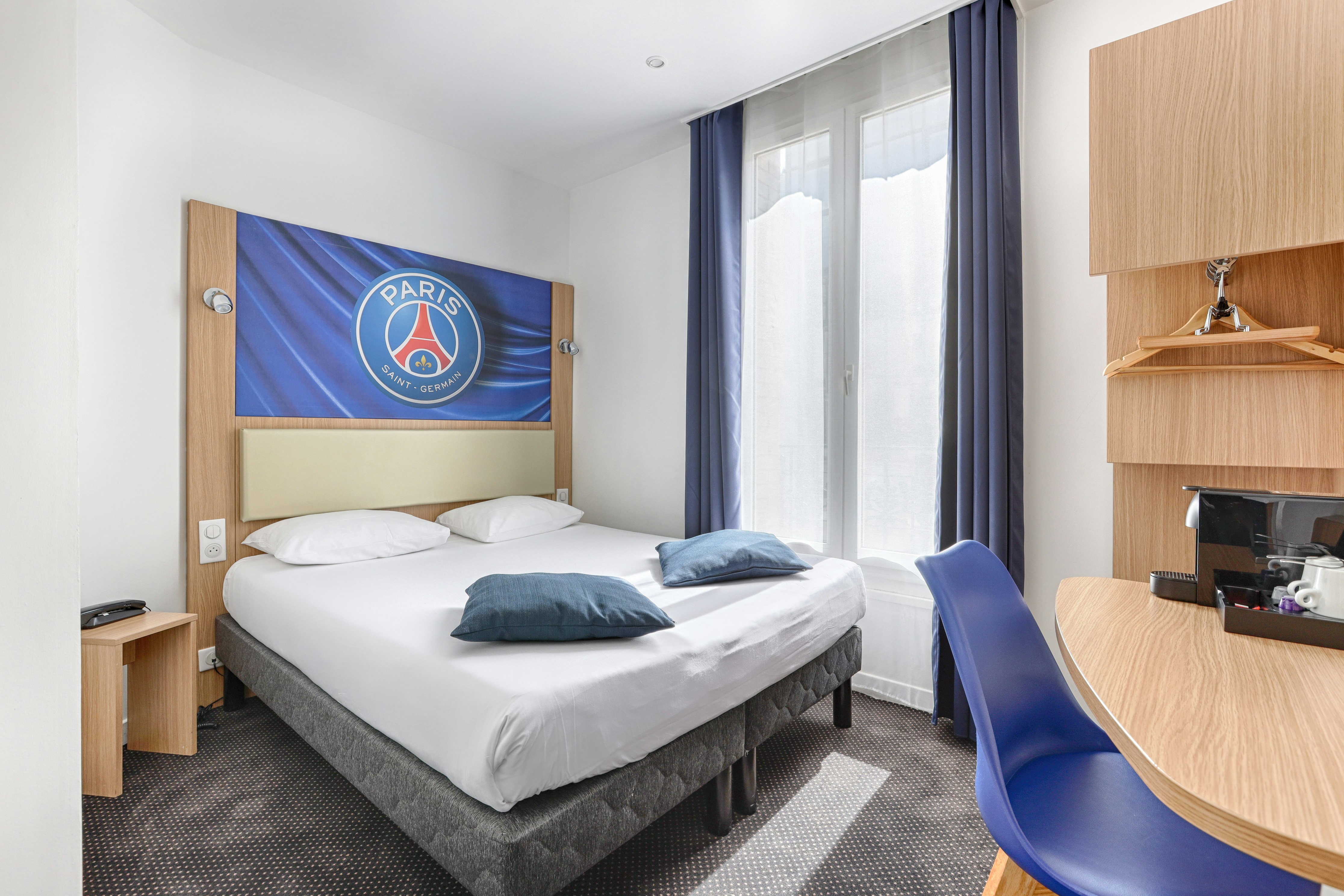 Hotel de Paris 6/30