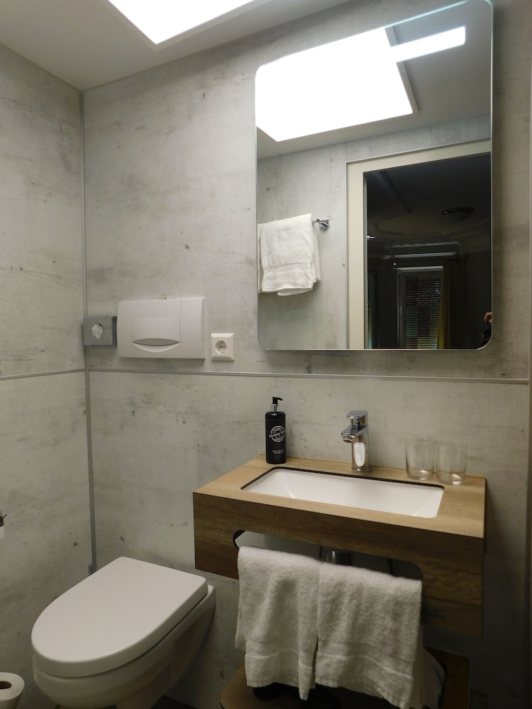 Teddybarenhotel & Restaurant Peterhof 46/50