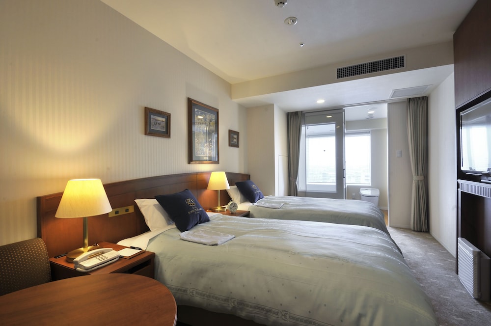 Room, Twin Beds, City View, Smoking