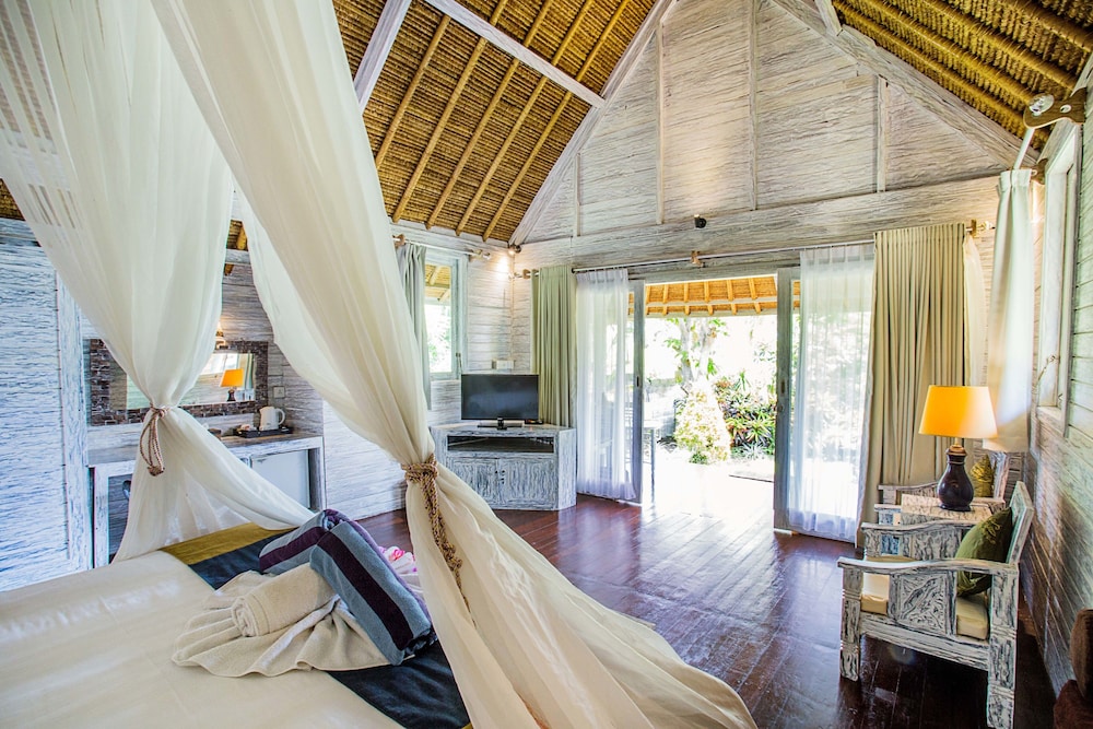 Lembongan Bay Shore Huts 17/71