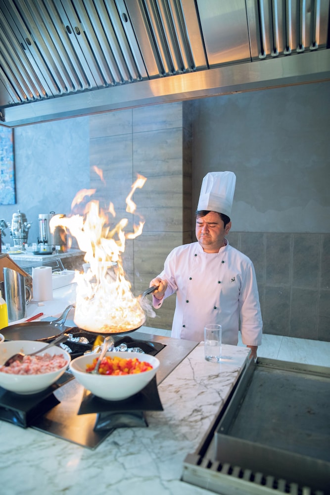 Shabran Wellbeing Resort 12/74