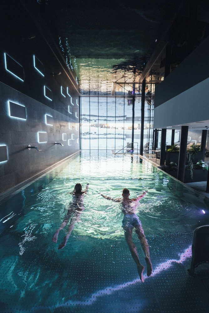 Zermatt Budget Rooms 26/49