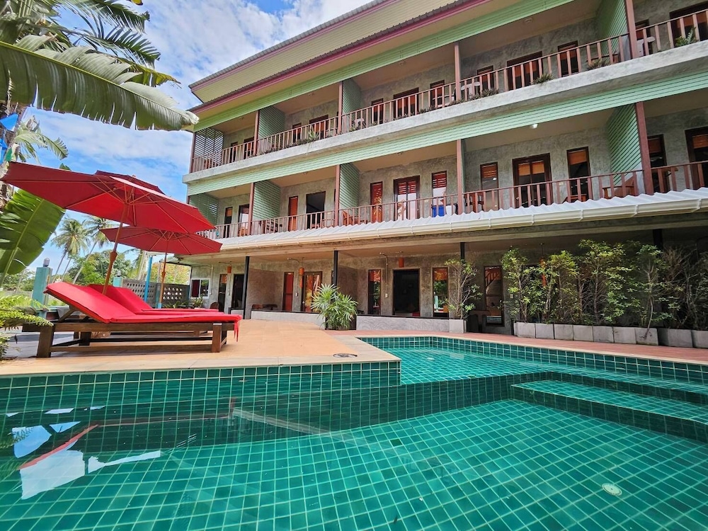 Araya Boutique Hotel 7/69
