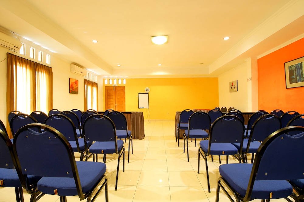 Reddoorz Plus Taman Siswa 2 58/63
