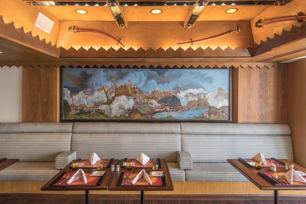 Oasis Hotel Kuwait 36/53