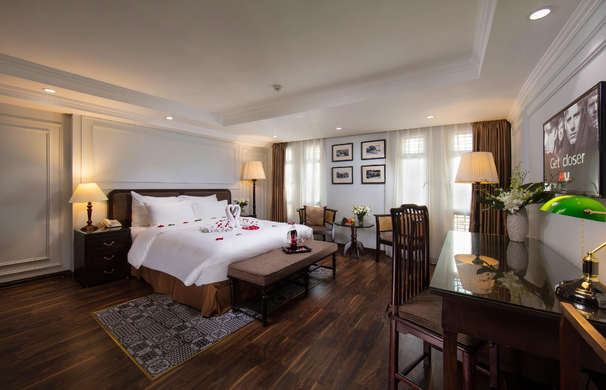 Executive, Suite, Double or Twin Bed