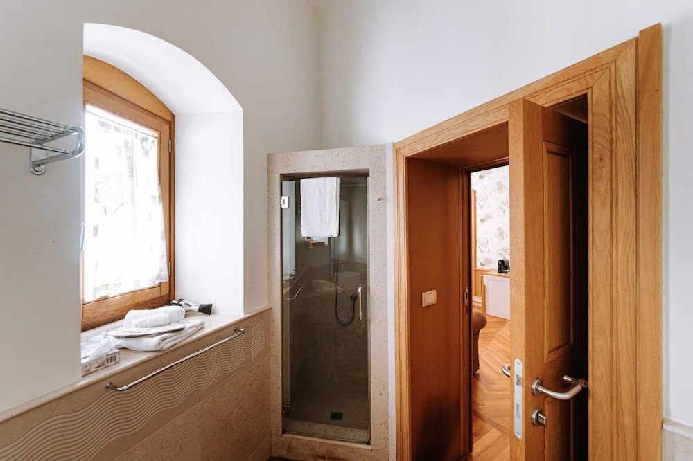 Santarosa Relais 48/49