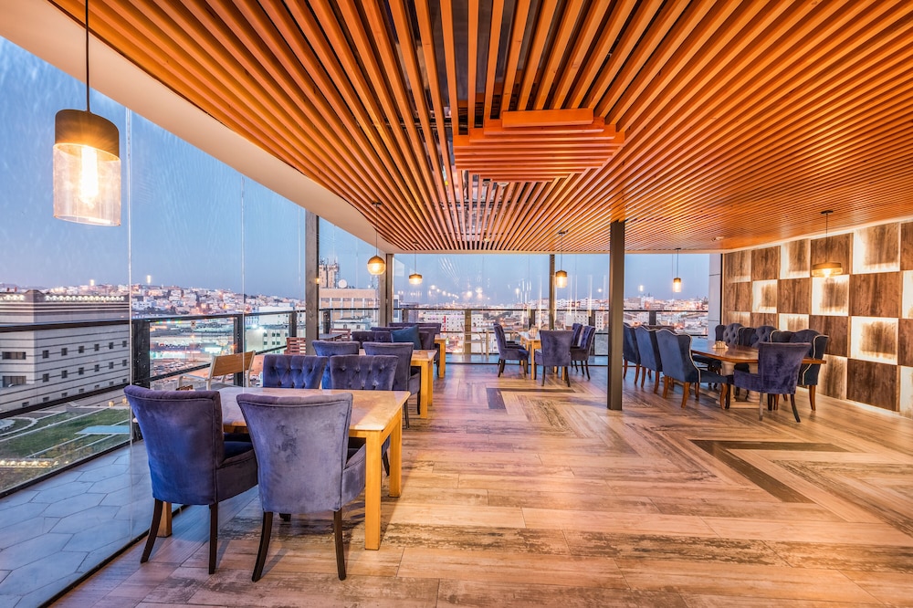 بلو إن(Blue Inn Hotel) 30/39