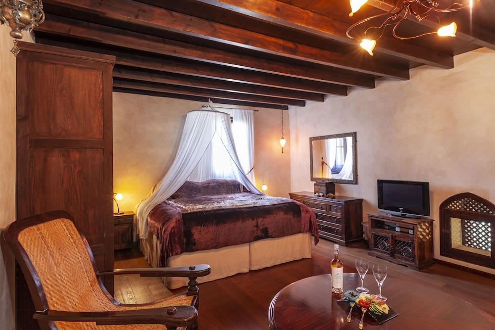 Spirit Of The Knights Boutique Hotel 31/76