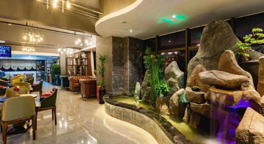 James Joyce Coffetel Chengdu (Shuangliu Airport Haibing City Wanda) 33/43