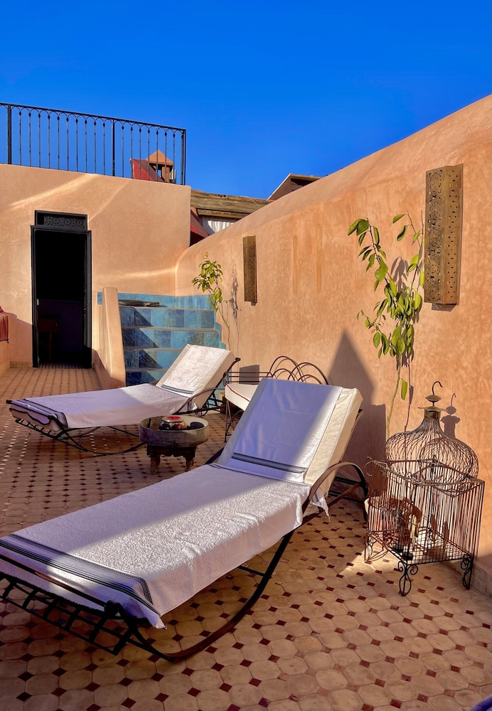 Riad Ta'achchaqa 33/50
