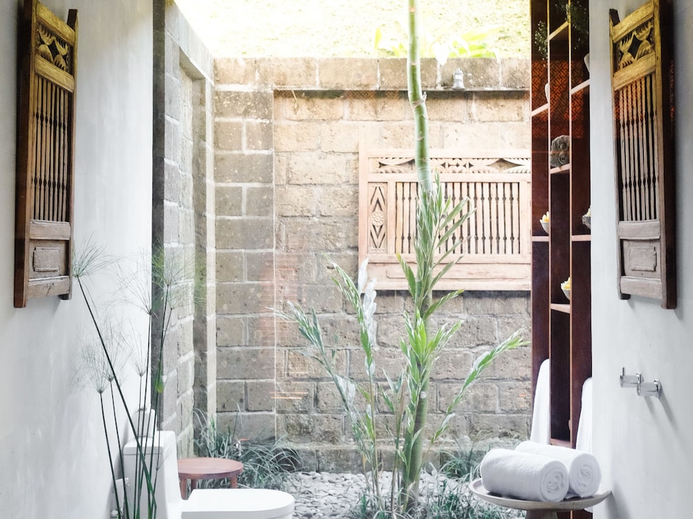 Kalapa Resort and Spa 49/50
