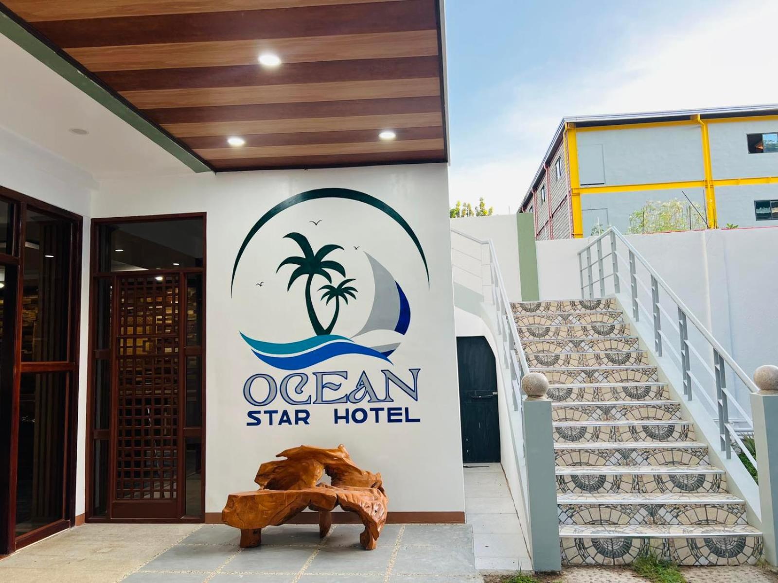 Ocean Star Hotel Coron 10/50