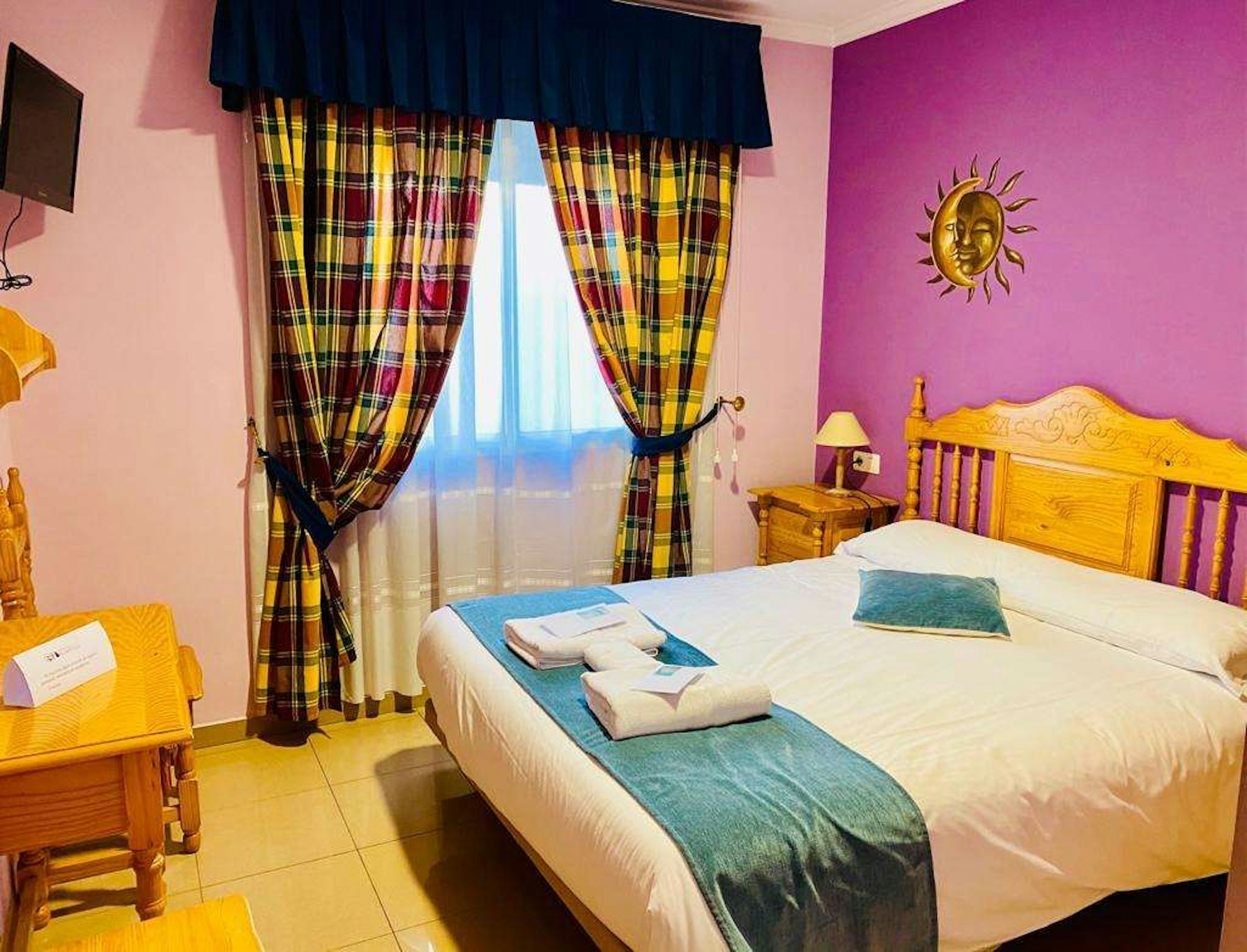 Hostal Valdepenas 4/6