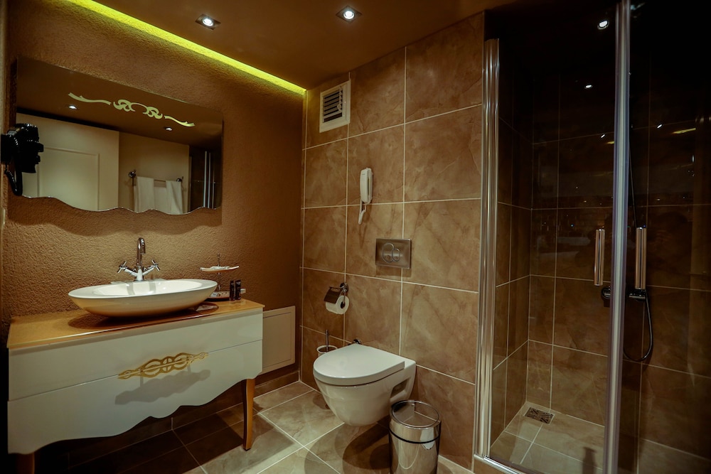 Melek Hotels Moda 57/62