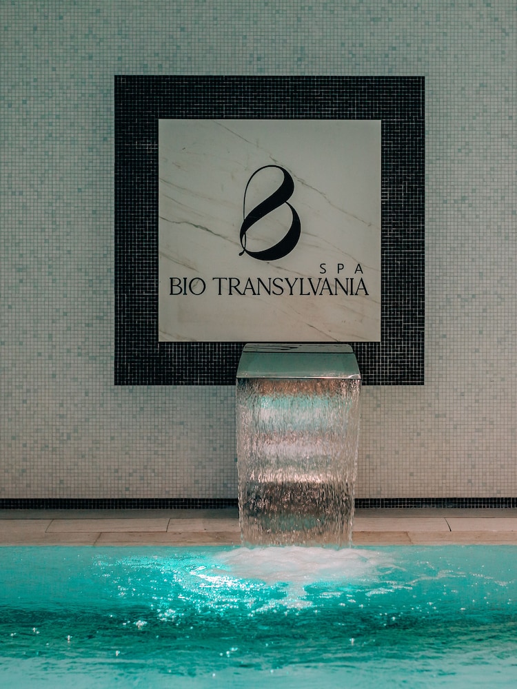Mandachi Hotel & Spa 6/50