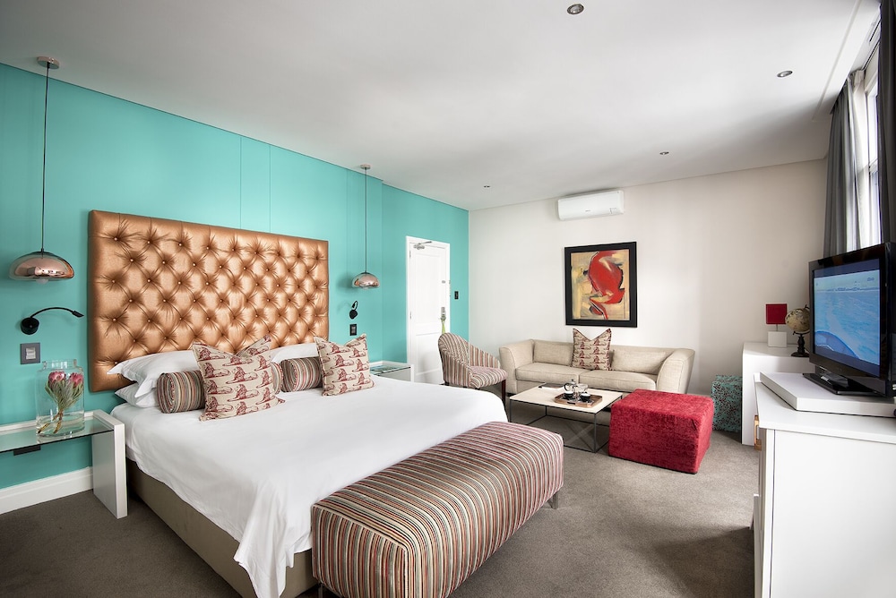 The Grand Daddy Boutique Hotel 26/84