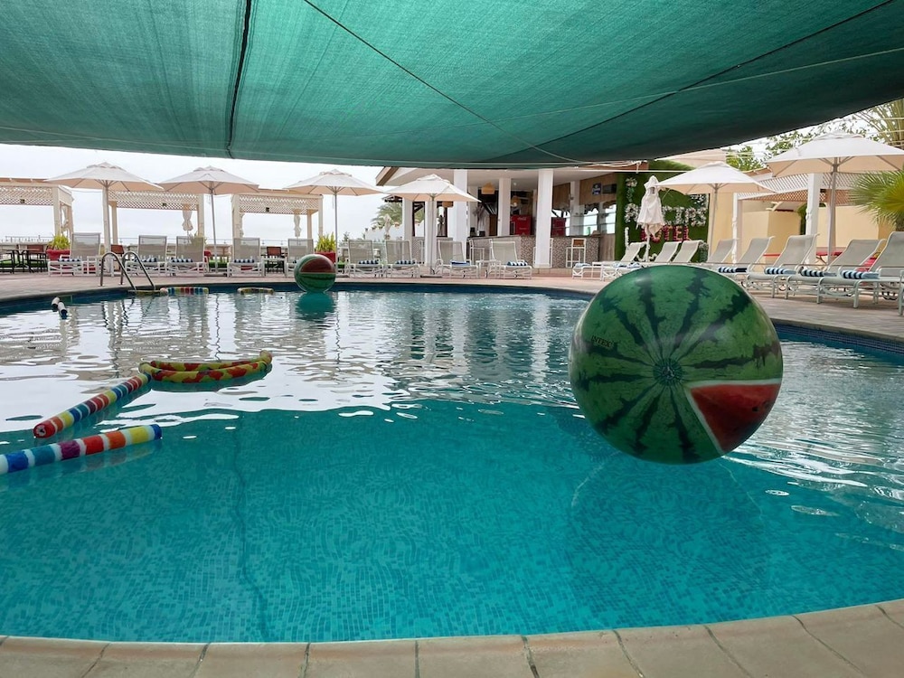 Acacias Hotel 47/50
