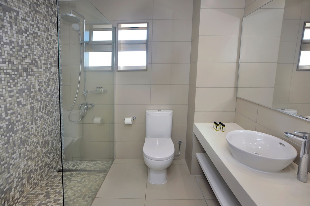 Euronapa Hotel Apartments 44/45