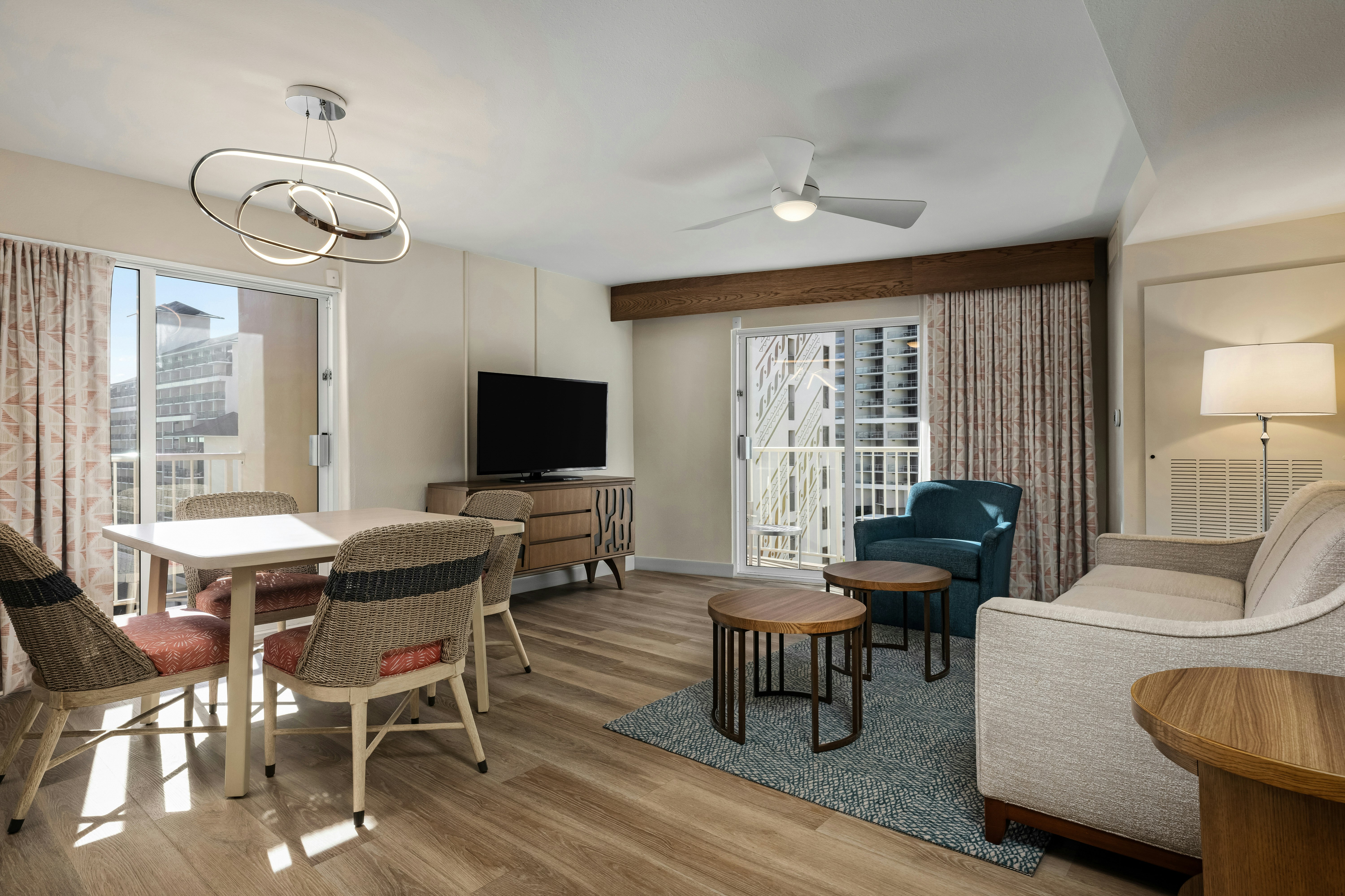 Club Wyndham At Waikiki Beach Walk 30/47