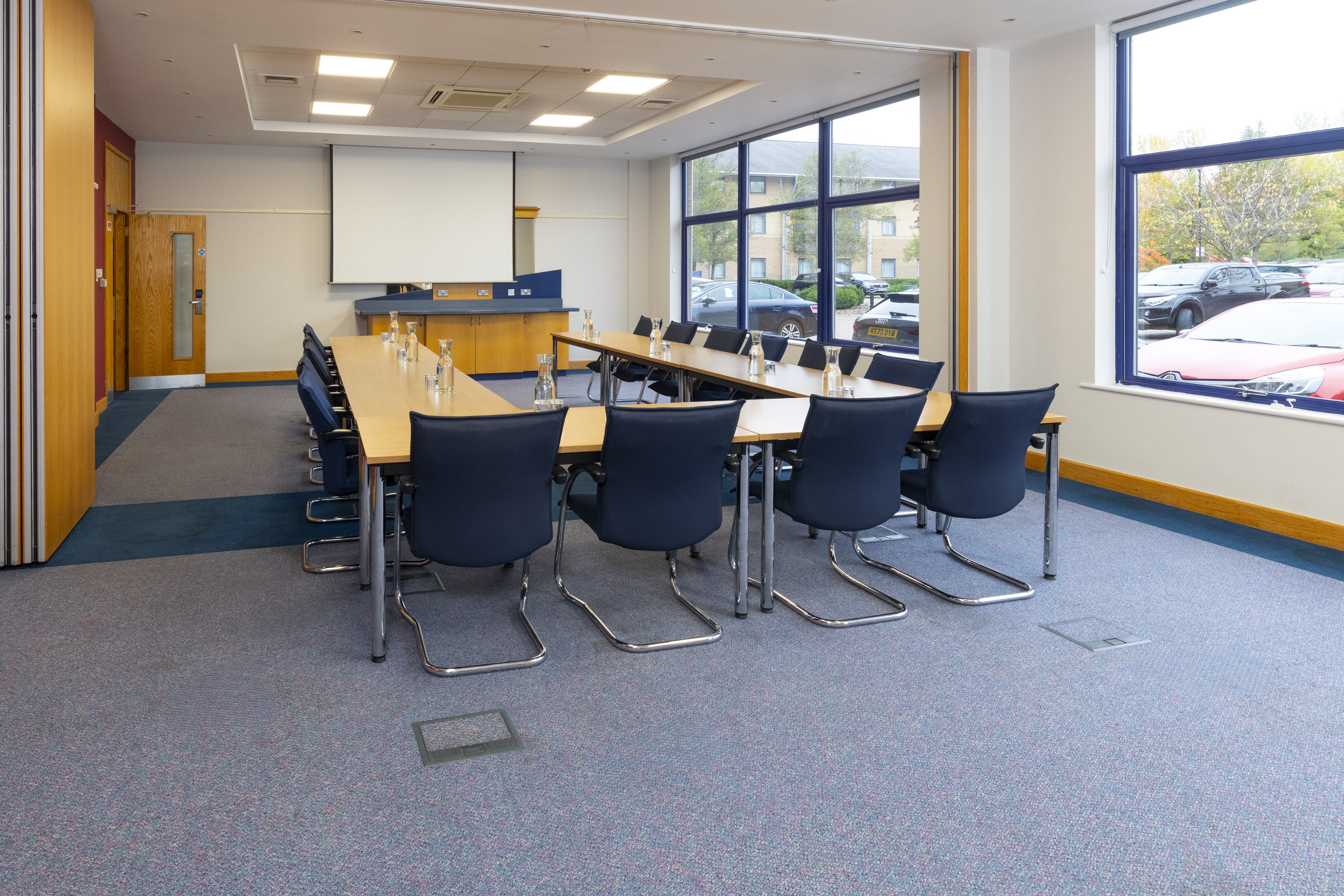 Holiday Inn Express Milton Keynes 22/46