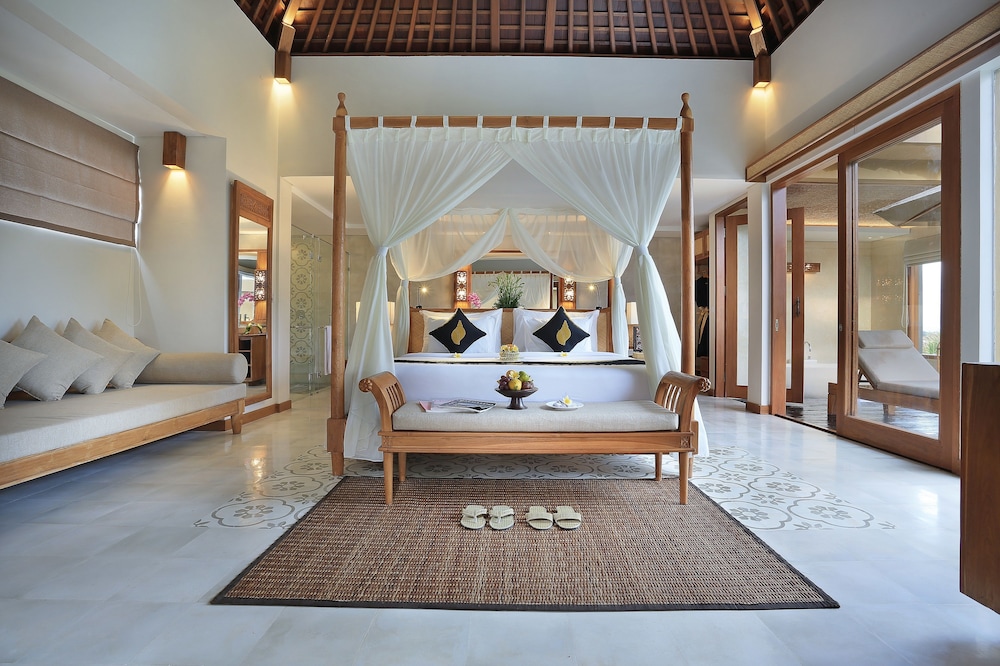 The Sankara Suites & Villas 44/73