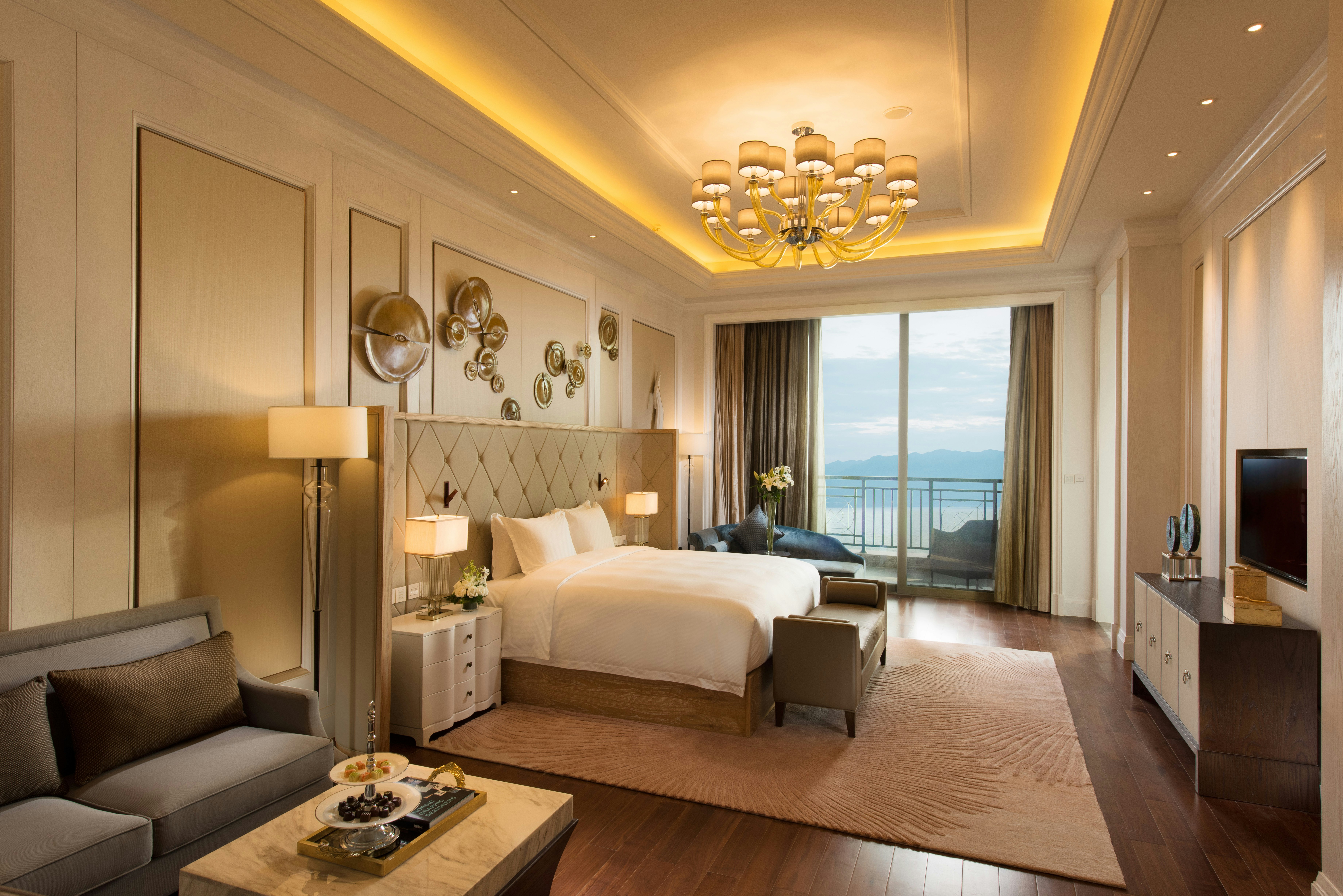 Hilton Yuxi Fuxian Lake 8/50