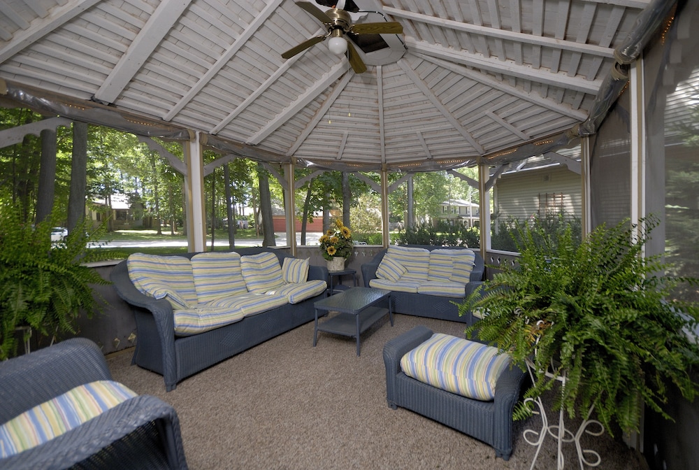 The Roost Bed and Breakfast 31/40