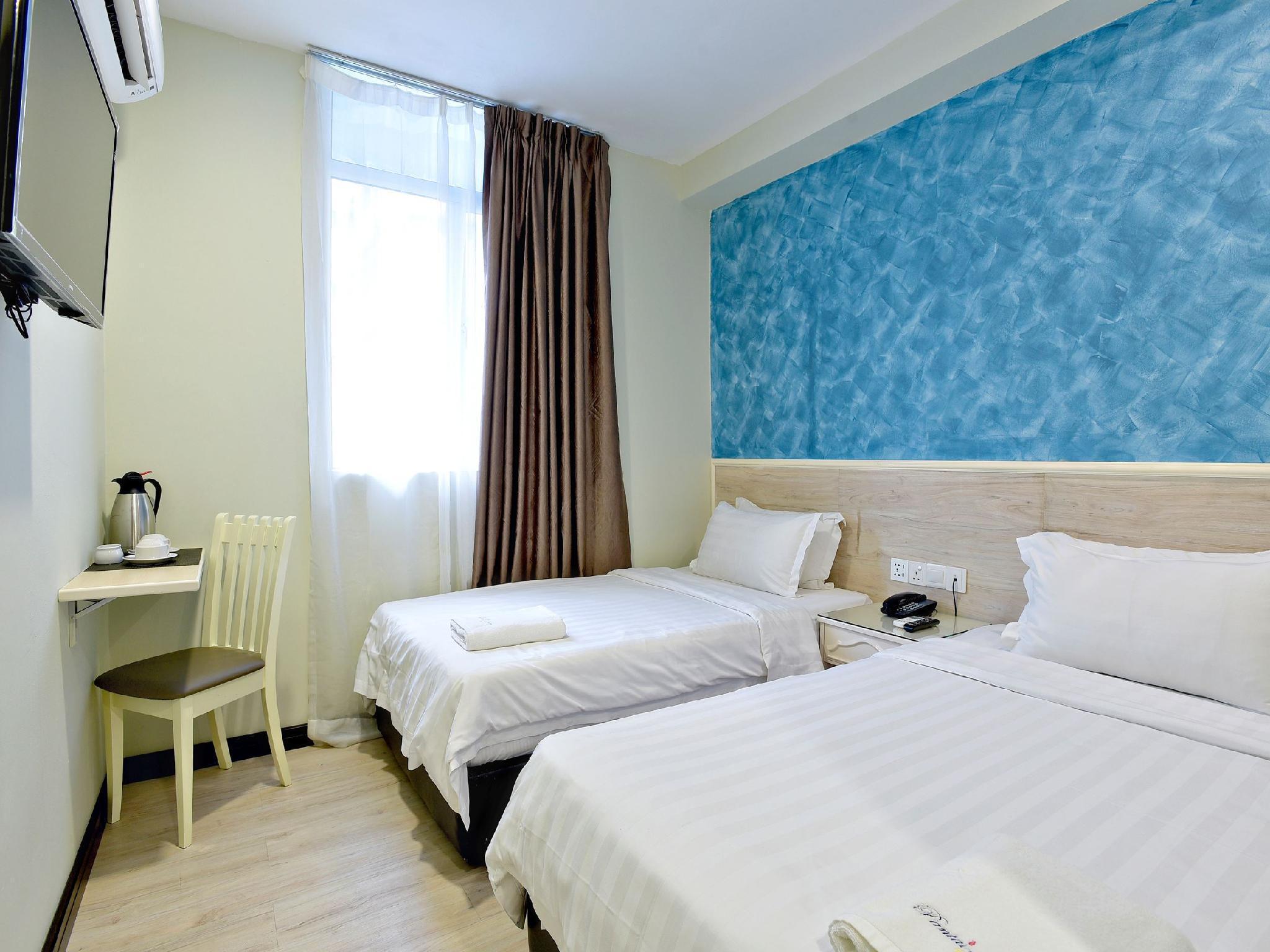 Pantai Inn 8/19