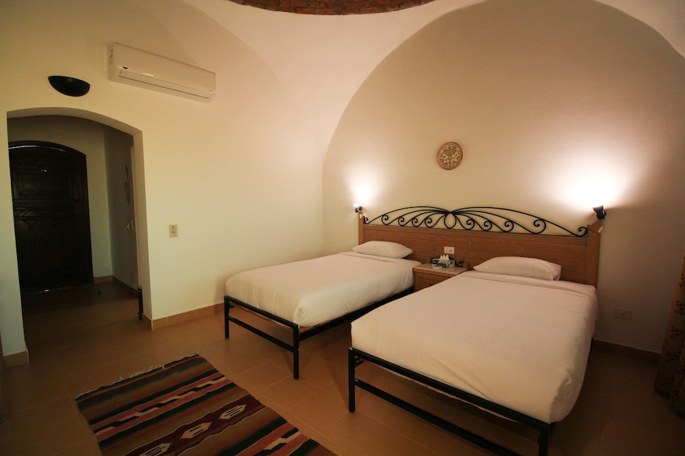Wadi Lahami Village photo 2