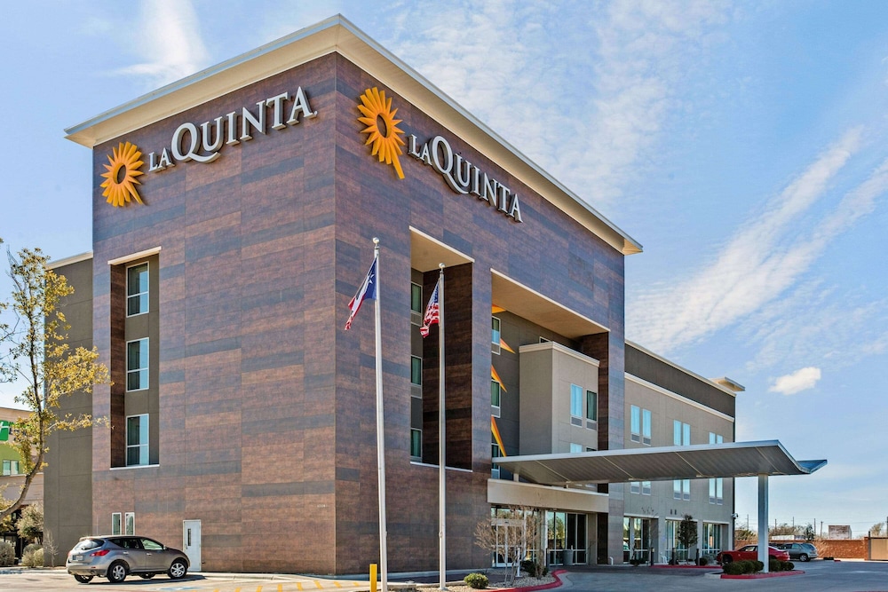 La Quinta Inn & Suites by Wyndham Lubbock South 4/48