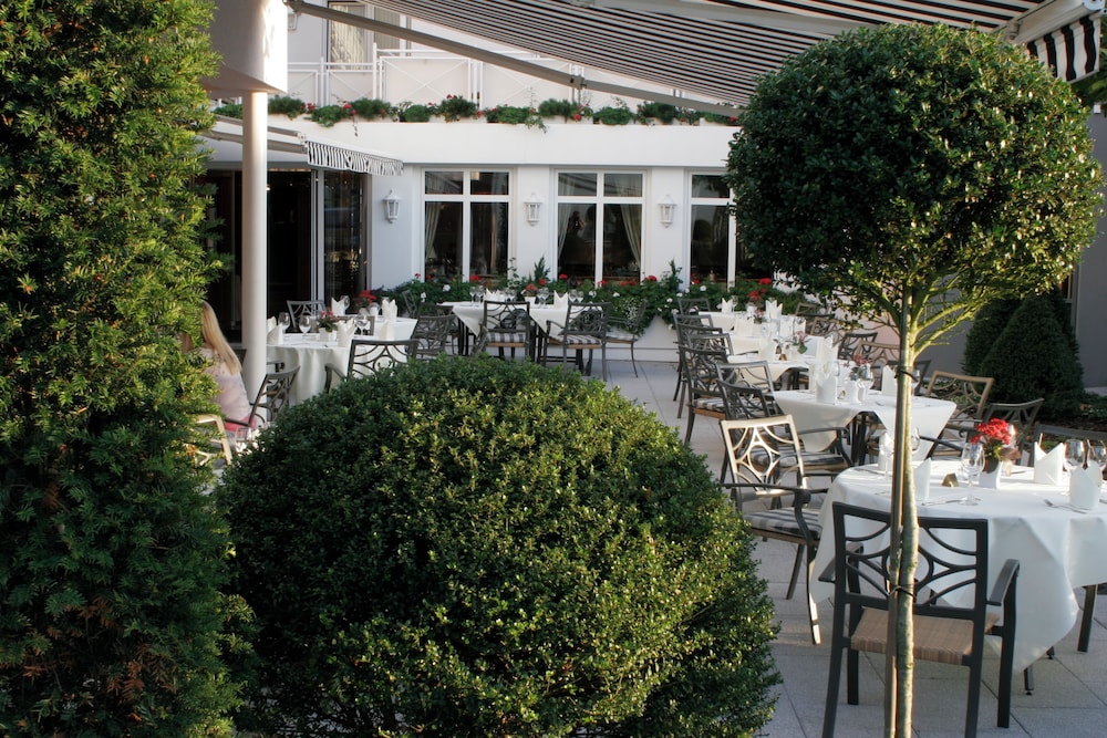 Hotel-Restaurant Kunz 56/60