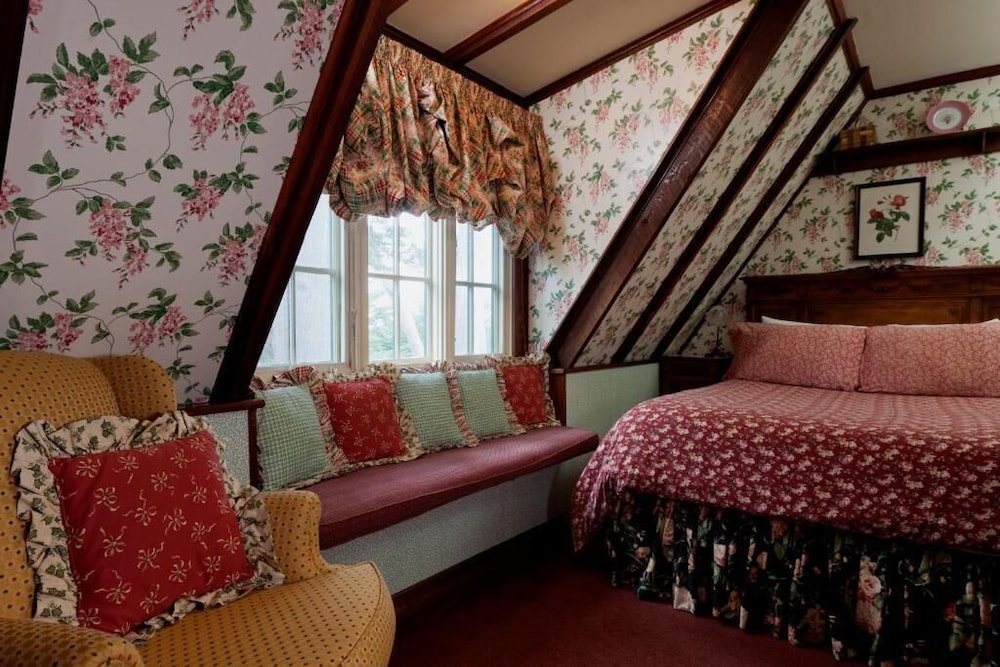 Green Gables Inn, A Four Sisters Inn 28/55