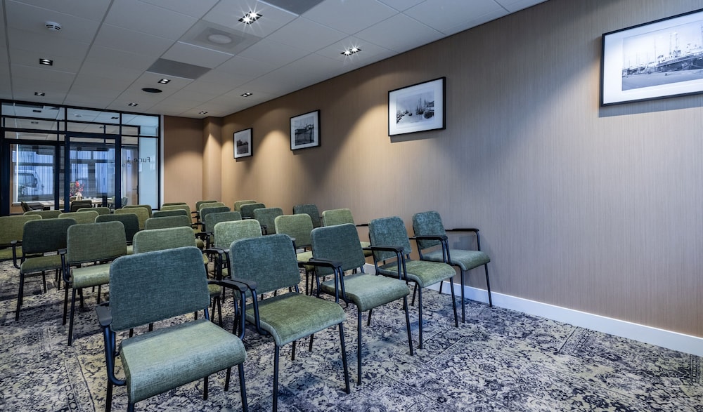 Hotel Maassluis 39/50