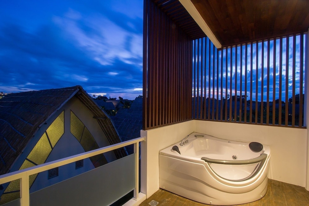 M Suite Bali 38/65