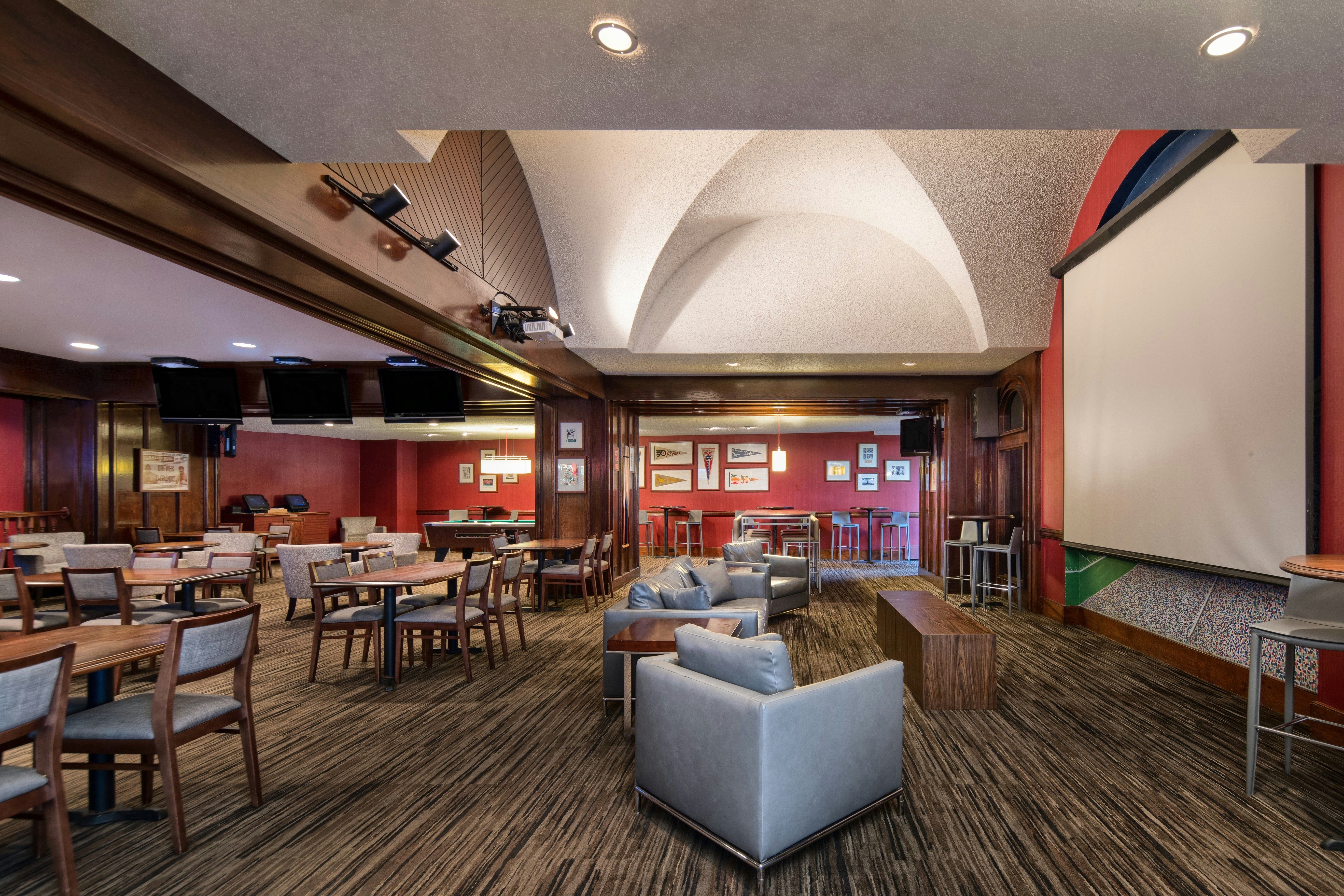 Hilton Philadelphia Airport 50/73