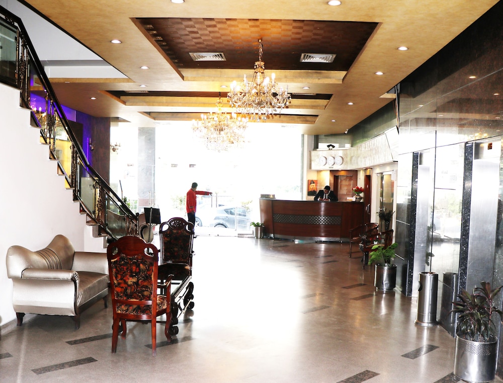 Shalimar Tower Hotel Lahore 12/50