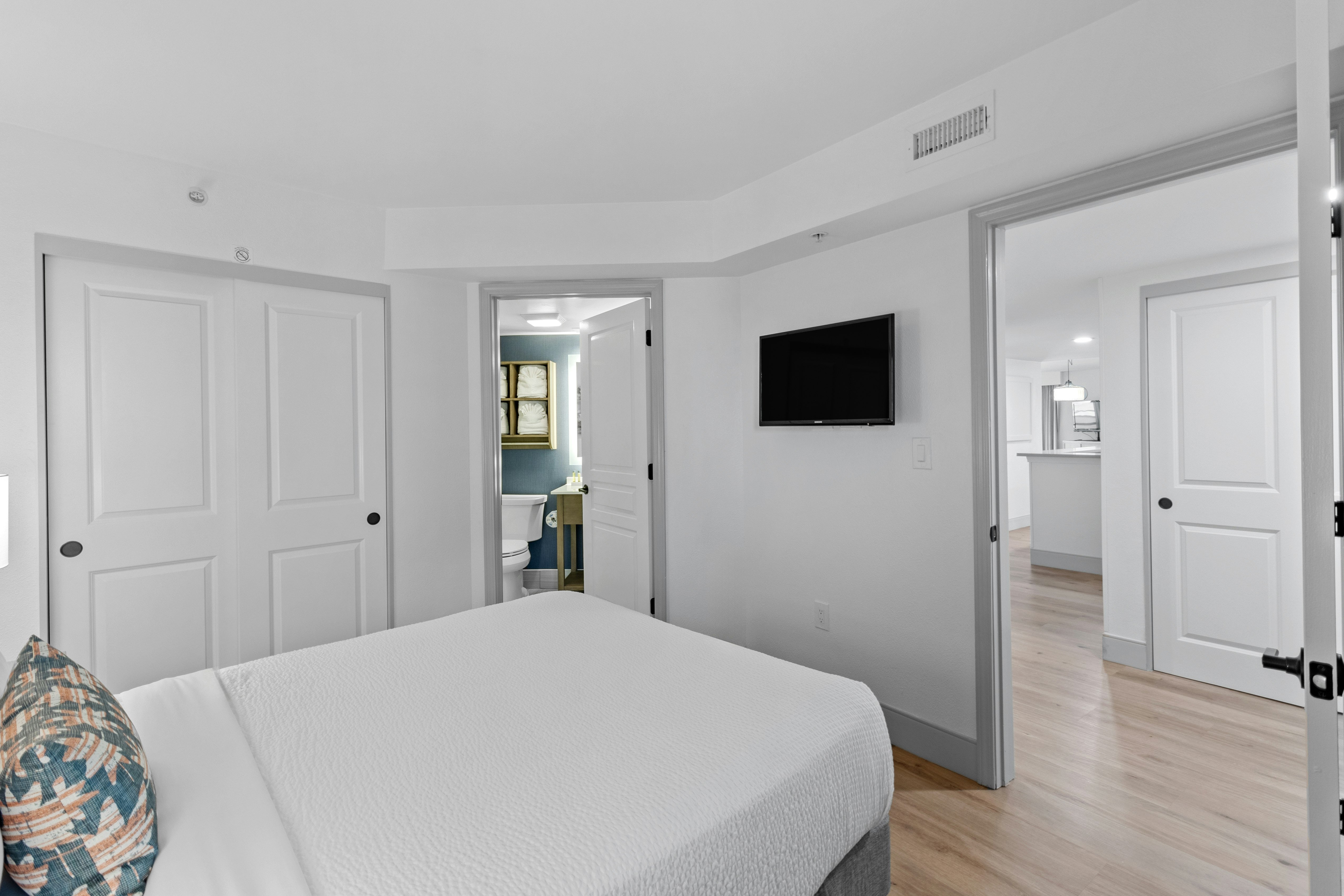 Ocean Reef Resort 17/85