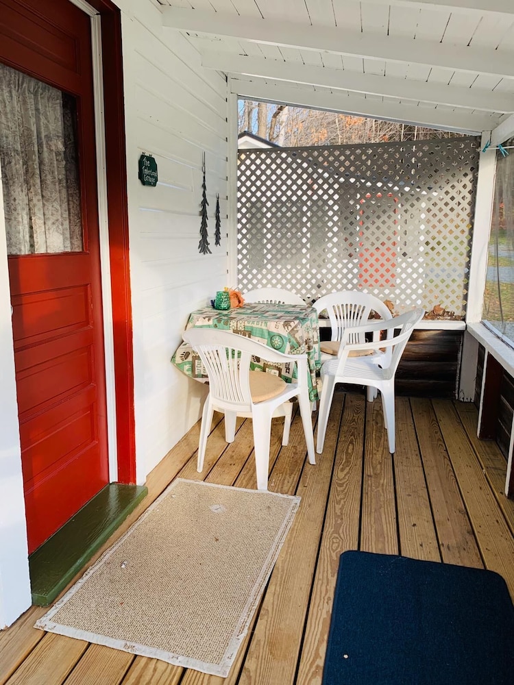 Carroll Motel & Cottages 21/42