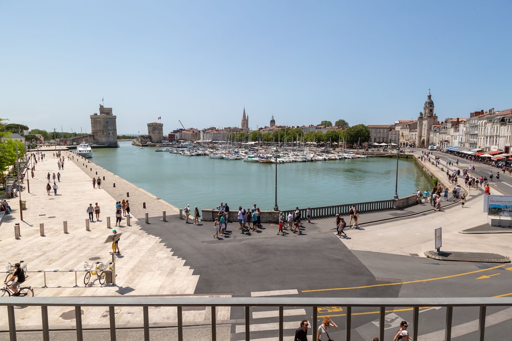 Hotel La Tour de Nesle Rochelle Vieux Port 53/58
